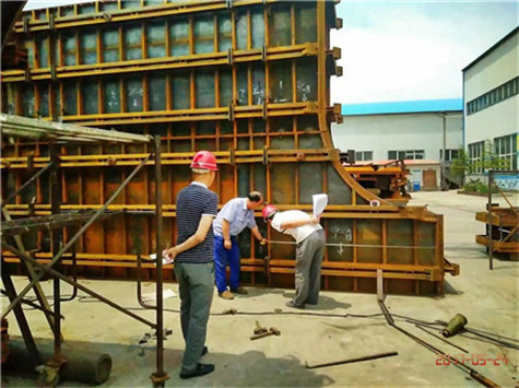 钢模板质量在桥梁模板工程施工中出现的问题
