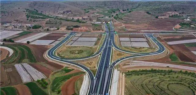 【热点】里程410公里、总投资521亿！甘肃新开工建设7条公路